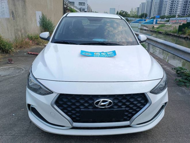 剛拿駕照買二手車練手這輛開了3年的現(xiàn)代悅動合適嗎？kaiyun網站(圖4)